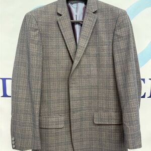 Men’s three-piece suit